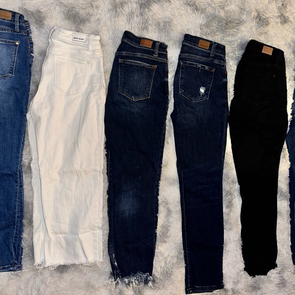 Judy Blue Women's Jeans Bundle - 6 Pairs - Blue, White, Black -EUC NWOT Size3/26 - Picture 3 of 13
